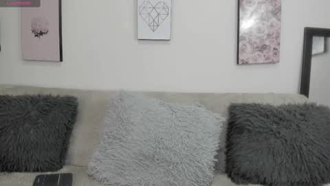 Snapshot of holly_rose69 chatting on October 2025 02:58:02 PM Holly online show from October 2025 02:58:02 PM