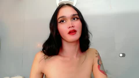 Apple online show from January 2025 01:24:01 PM