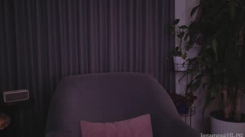 Snapshot of hollylinder_ chatting on November 2025 01:49:01 AM Holly Linder online show from November 2025 01:49:01 AM