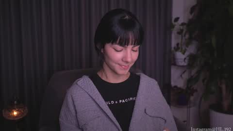 Snapshot of hollylinder_ chatting on November 2025 02:01:01 AM Holly Linder online show from November 2025 02:01:01 AM