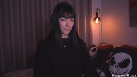 Snapshot of hollylinder_ chatting on January 2026 01:43:01 AM Holly Linder online show from January 2026 01:43:01 AM