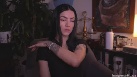 Snapshot of hollylinder_ chatting on February 2026 02:27:01 AM Holly Linder online show from February 2026 02:27:01 AM