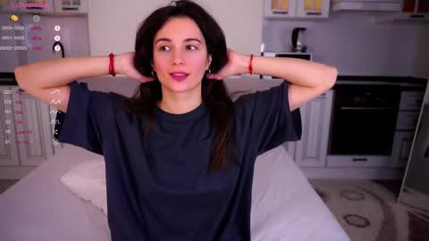 Delly online show from February 2025 01:02:01 PM