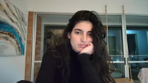 hollyshit_ online show from January 2026 12:47:01 AM