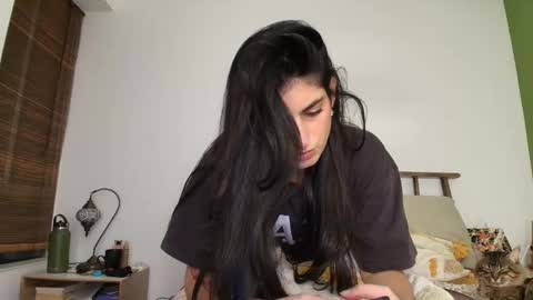 hollyshit_ online show from February 2026 12:36:01 AM