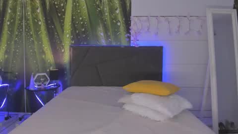 HollyTaillor online show from March 2026 05:40:02 AM