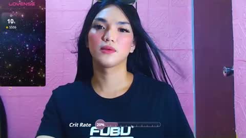 Snapshot of hollywoodbitch chatting on November 2025 01:50:01 AM Isabella Marie online show from November 2025 01:50:01 AM