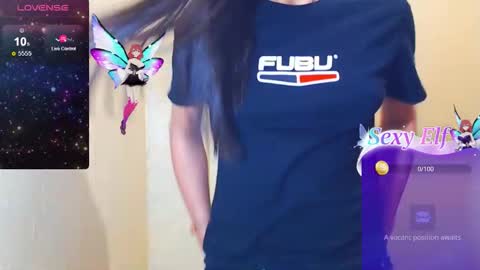 Snapshot of hollywoodbitch chatting on February 2026 09:18:02 PM Isabella Marie online show from February 2026 09:18:02 PM