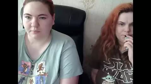 HollyXEva online show from February 2026 07:56:01 AM