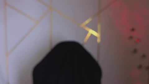 holly online show from November 2025 03:05:01 AM