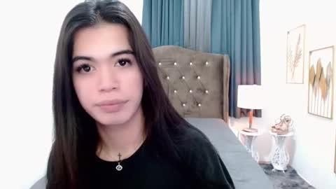 yumi online show from December 2025 03:29:02 PM