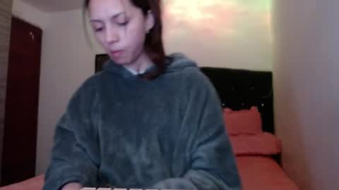 holy_julii online show from July 2026 02:25:01 AM