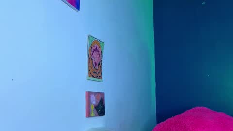      online show from November 2025 07:50:01 AM