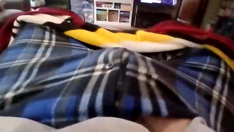 holycannoli123 online show from March 2026 12:42:01 PM