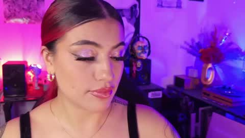   online show from May 2026 12:18:01 AM