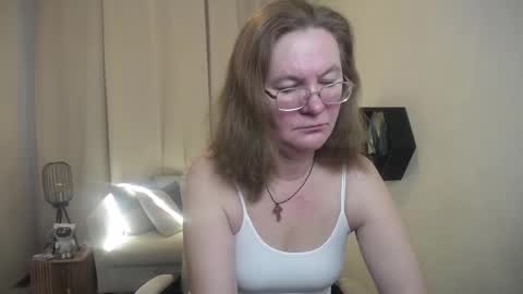 Snapshot of holymilfa chatting on March 2026 07:48:02 AM holymilfa online show from March 2026 07:48:02 AM