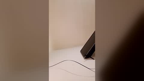 hombrecaliente23 online show from July 2026 08:44:02 PM