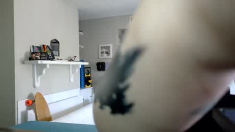 Honey online show from October 2025 06:58:01 PM