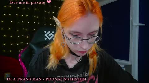 Snapshot of honelin chatting on January 2025 05:21:01 PM Honelints boyblonde hair AsterMIntfemboybrown hair online show from January 2025 05:21:01 PM