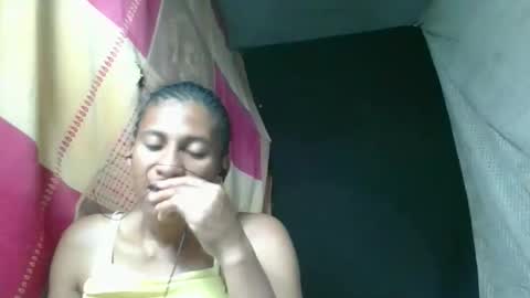 Snapshot of honeria98 chatting on February 2026 06:23:01 PM honeria98 online show from February 2026 06:23:01 PM