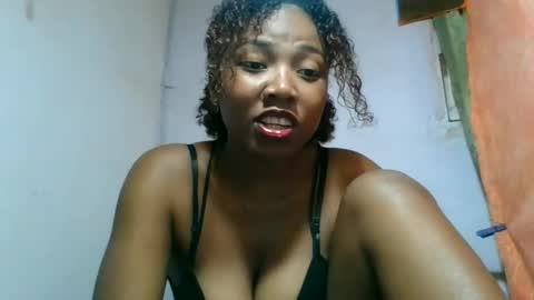 Snapshot of honeria98 chatting on June 2026 08:29:01 AM honeria98 online show from June 2026 08:29:01 AM