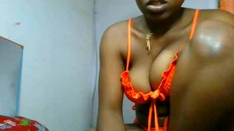 Snapshot of honeria98 chatting on June 2026 07:22:02 AM honeria98 online show from June 2026 07:22:02 AM