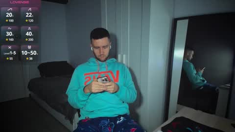 Andrew online show from February 2025 06:04:01 AM