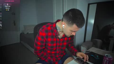 Andrew online show from March 2025 07:05:02 AM