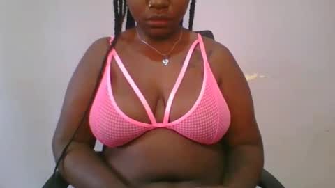 Snapshot of honey_beb chatting on November 2025 08:57:02 AM honey_beb online show from November 2025 08:57:02 AM