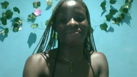 Queen online show from September 2025 08:56:01 PM