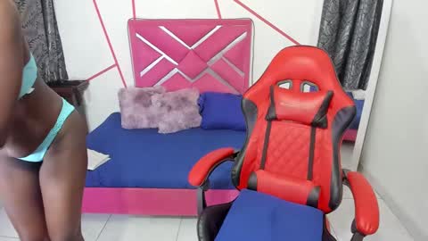 honey_channe online show from September 2025 05:34:02 AM