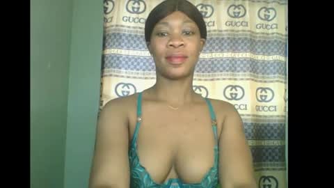 Flora online show from November 2025 09:09:01 AM