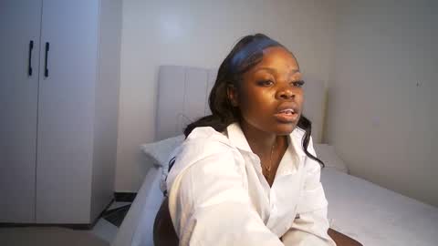 honey drop online show from April 2026 08:35:02 PM