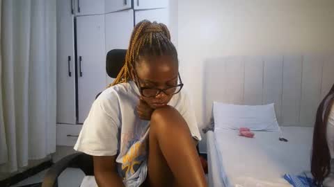 honey drop online show from May 2026 12:49:01 AM