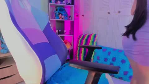 HONEY online show from March 2025 12:27:02 PM