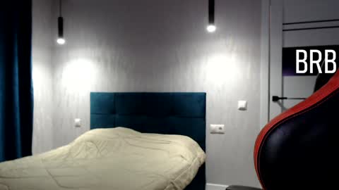 Snapshot of honey_furry chatting on December 2024 06:57:02 PM Wolfy online show from December 2024 06:57:02 PM