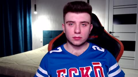 Snapshot of honey_furry chatting on December 2024 07:27:02 PM Wolfy online show from December 2024 07:27:02 PM