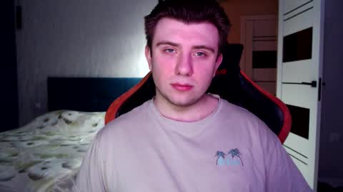 Snapshot of honey_furry chatting on February 2026 07:43:01 PM Wolfy online show from February 2026 07:43:01 PM