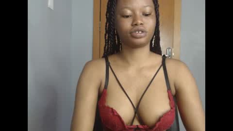 Snapshot of honey_juicydoll chatting on November 2025 07:55:01 AM Sonia online show from November 2025 07:55:01 AM