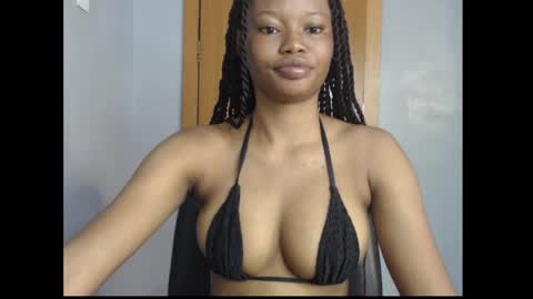 Snapshot of honey_juicydoll chatting on November 2025 07:33:02 AM Sonia online show from November 2025 07:33:02 AM