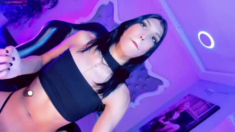 honey_moontsts online show from May 2026 12:02:02 PM