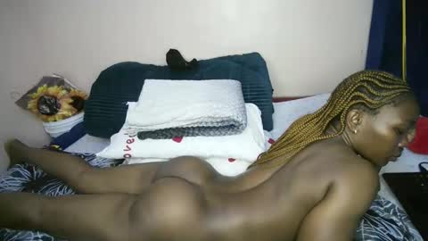 honey_nubia0 online show from February 2026 07:53:02 PM