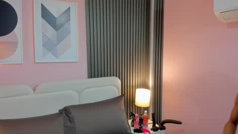 Snapshot of honey_sofii_ chatting on October 2025 11:18:02 AM honey_sofii_ online show from October 2025 11:18:02 AM