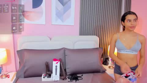 Snapshot of honey_sofii_ chatting on November 2025 11:32:01 AM honey_sofii_ online show from November 2025 11:32:01 AM