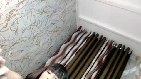 Snapshot of honey_swellens chatting on February 2026 04:00:02 PM honey_swellens online show from February 2026 04:00:02 PM