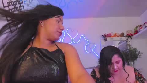 Snapshot of honey_viiolet chatting on October 2025 06:48:01 AM Violet online show from October 2025 06:48:01 AM