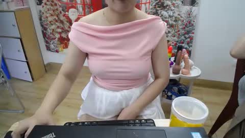 Snapshot of honeybaby2k chatting on November 2025 02:47:02 AM honeybaby2k online show from November 2025 02:47:02 AM