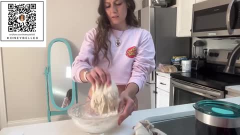 belle brunette online show from December 2024 05:22:01 PM