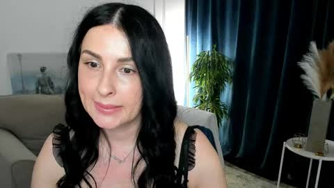 Jacqueline online show from May 2026 08:14:01 PM