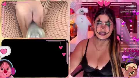 Snapshot of honeyboo__ chatting on October 2025 10:11:02 PM Lucero online show from October 2025 10:11:02 PM